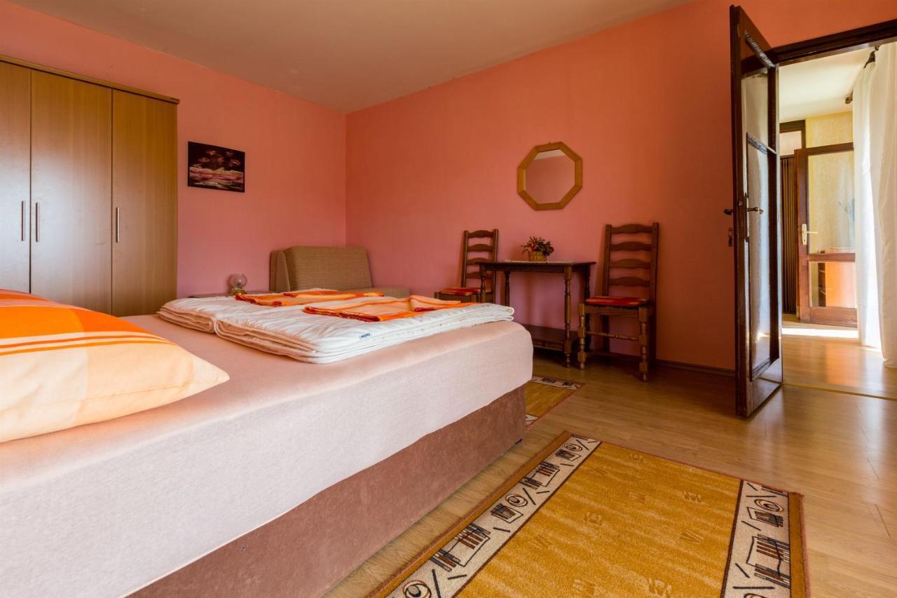Apartments Dragica Dramalj Exterior photo